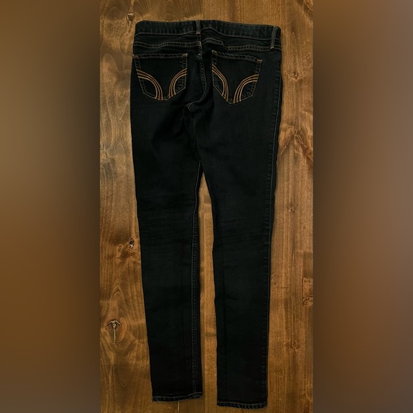 Hollister Super Skinny Jeans size 5R - Picture 2 of 3